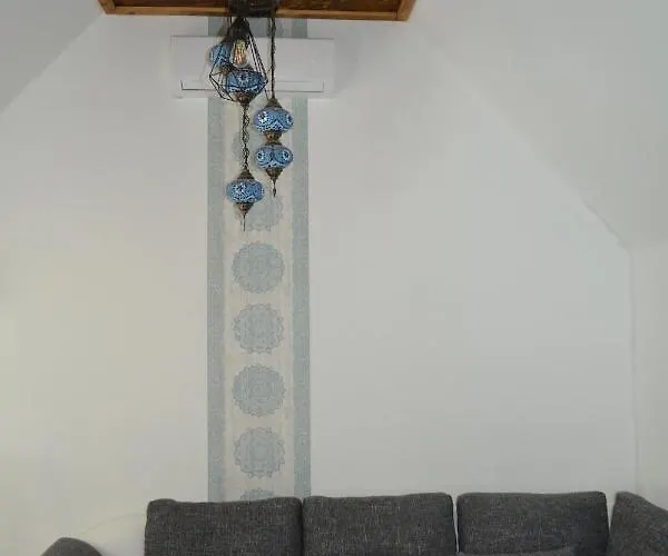 Serendipity Apartment Kozarmisleny